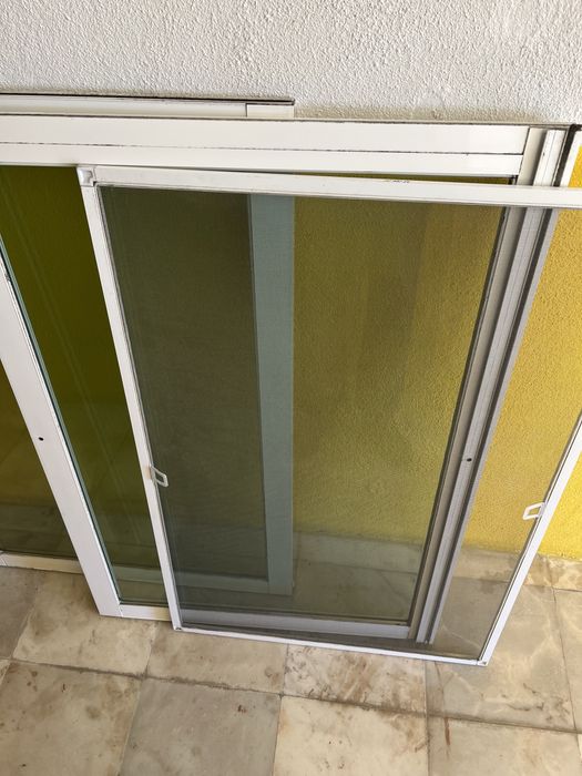 Double-glazed Windows with Mosquito Nets426580030626867202