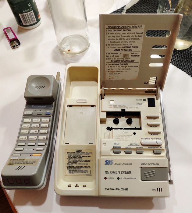 Telefone Panasonic EASA-PHONE  KX-T4301B