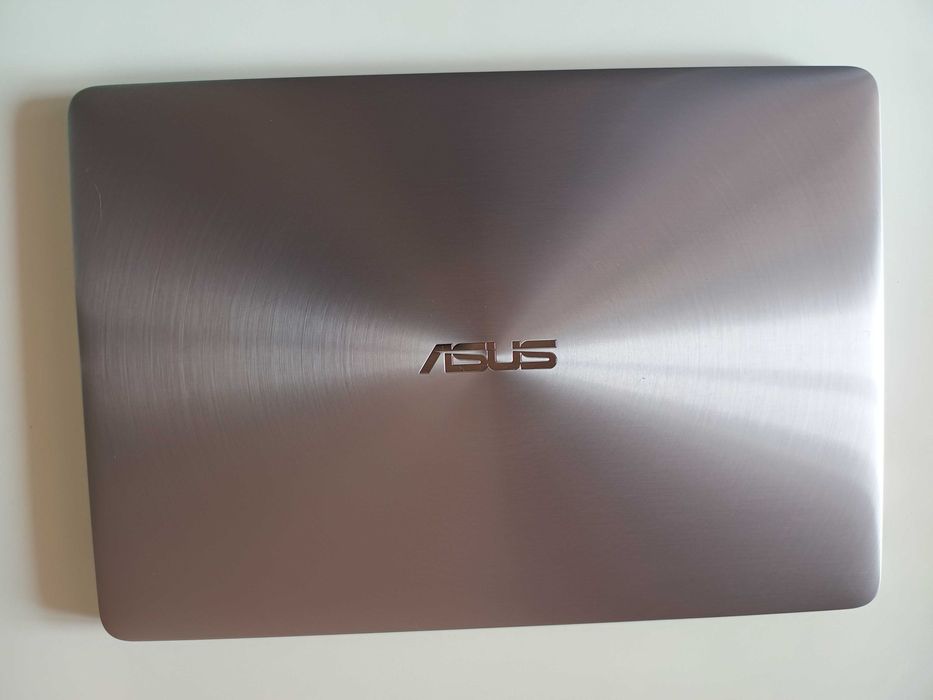 Asus ZenBook UX330U i5-7200U 8b SSD128Gb FHD