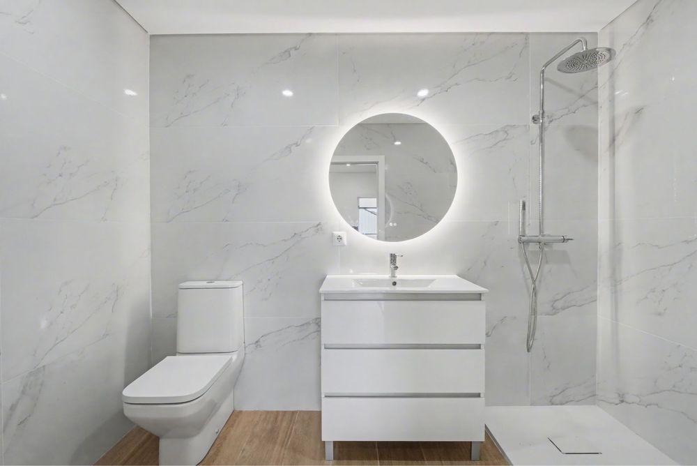 Moradia V3 + V2 + Loja | 3 unidades independentes