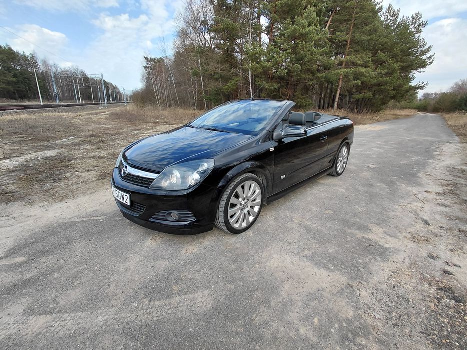 Opel Astra Twin Top 1.8 OPC LiNe Tempomat Bixenon Grzane fotele IDS+