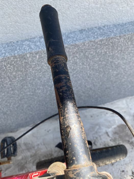 Детский велосипед четырехколесный велик красный