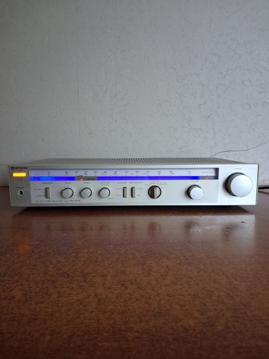 Amplituner Hitachi SR-2000 Stereo
