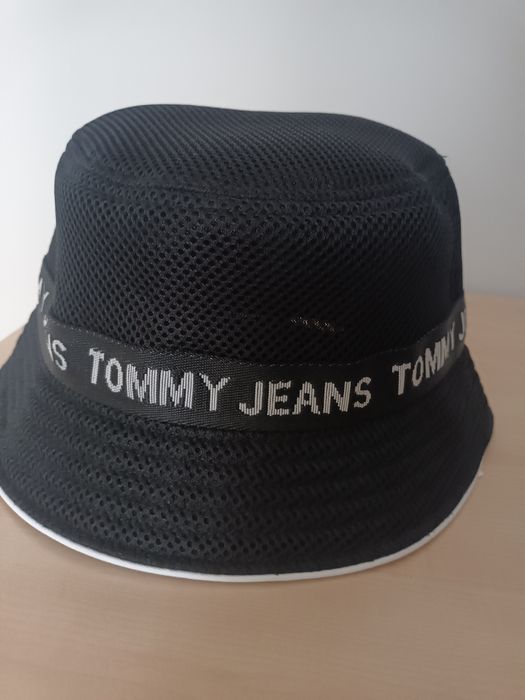 Продам мужскую панаму Tommy
