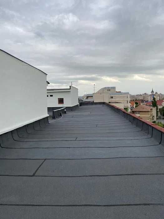 Krycie Dachów Papą Termozgrzewalną - Remonty i Naprawy