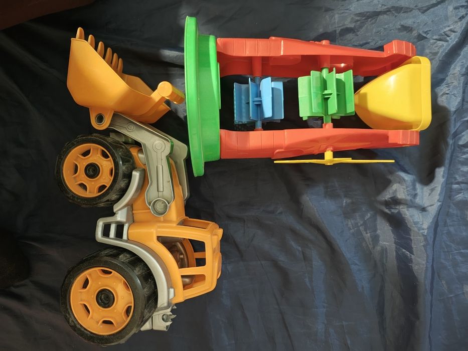 Игрушки для песочницы, трактор, мельница
