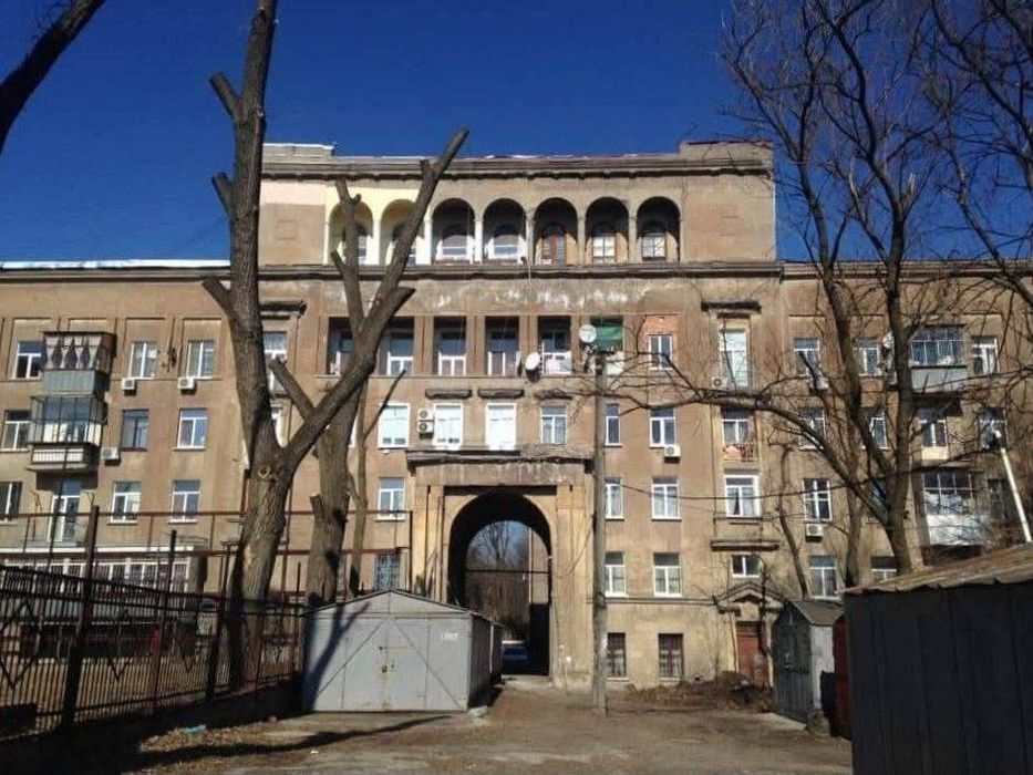 3-к .велика сталінка низ пр.Мазепи