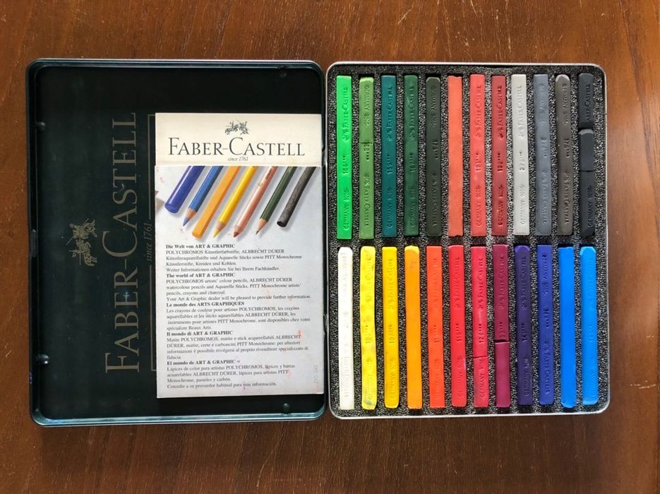 Estojo de Pastéis seco polychromos, 24 Gizes Faber-Castell, pouco uso