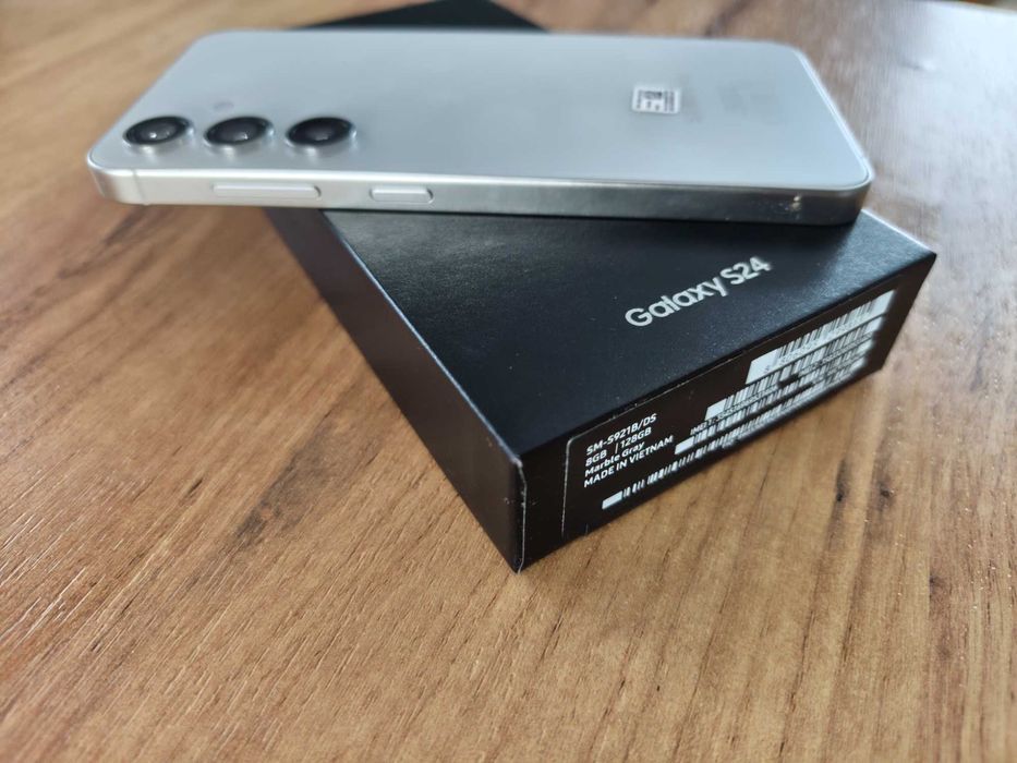 Samsung Galaxy S24 używany przez 6 miesięcy