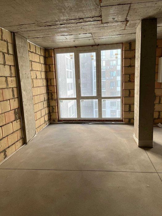 1 кімнатна квартира 45,3 мкв/Малоповерховий цегляний будинок