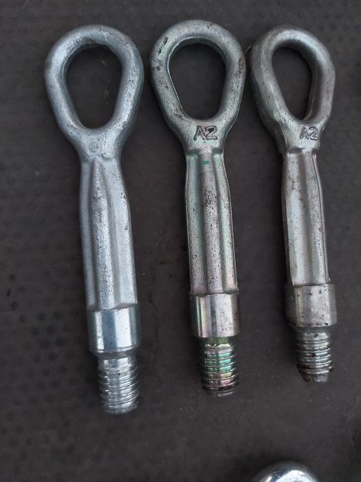 Ucho holownicze  wkretka vw ford audi renault