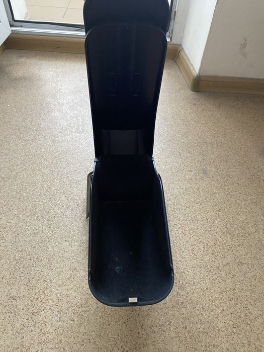 Подлокотник NISSAN JUKE