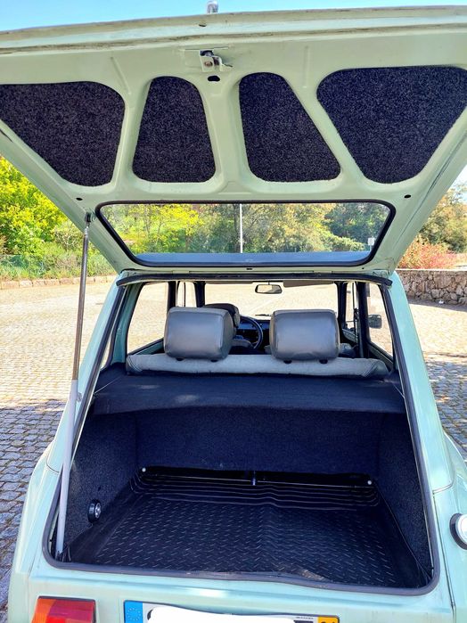 Clássico Citroën Dyane