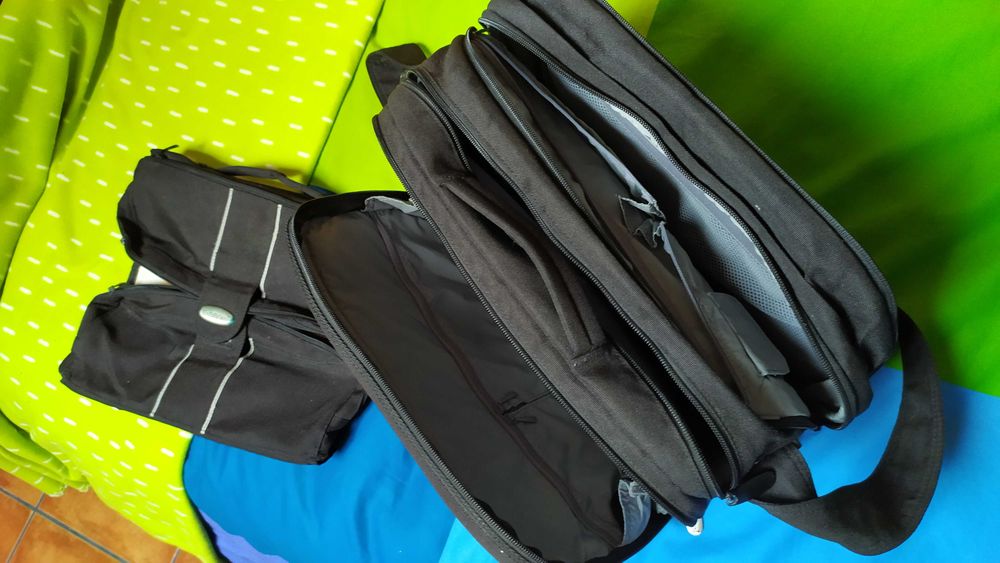 Mala/Mochila Bébé  Baby Bjorn