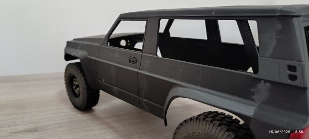 Body Nissan Patrol Y60 1/10