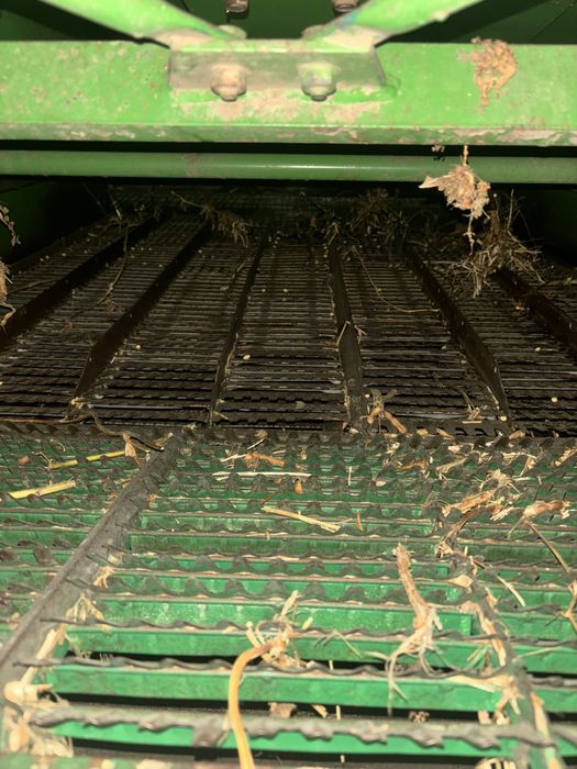 Комбайн John Deer 1075