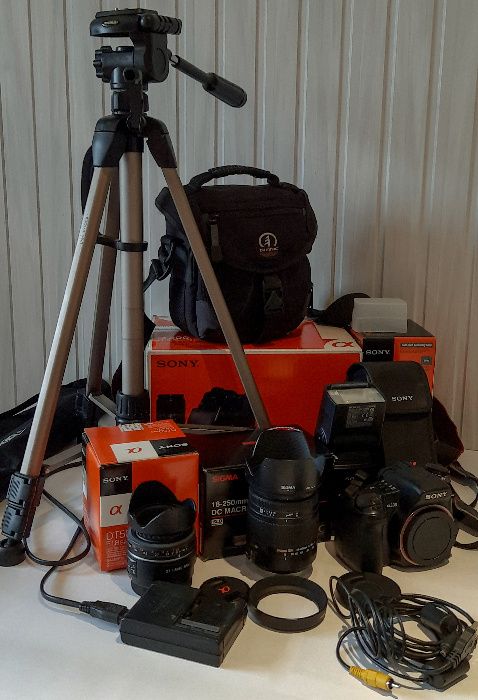 Sony A300 DT1,8/50 SAM Sigma DC 18-250 Sony HVL-F42AM Hama Star61