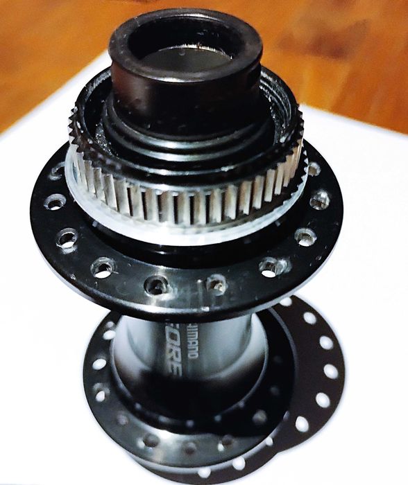 Piasta przednia Shimano HB-M6010