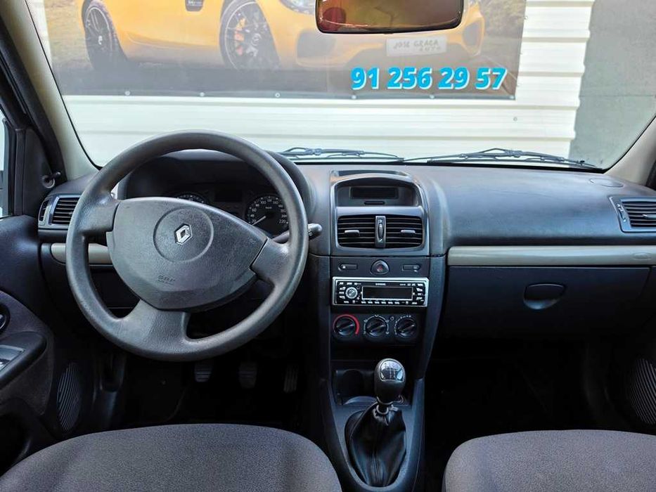 Renault Clio 1.2i 8v 60Cv 130.000Km 07/2004