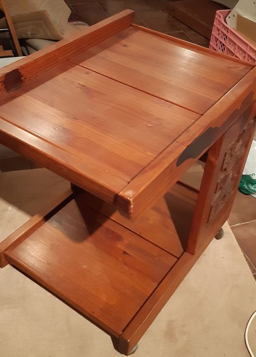 Móvel carrinho de bebidas