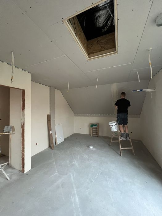 Malowanie i gładzie natryskowe