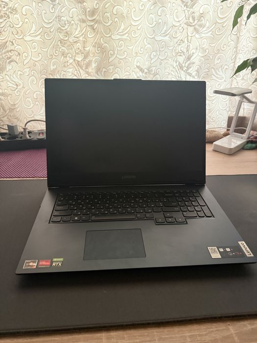 Продам на запчасти Lenovo Legoin 5 17 дюймів