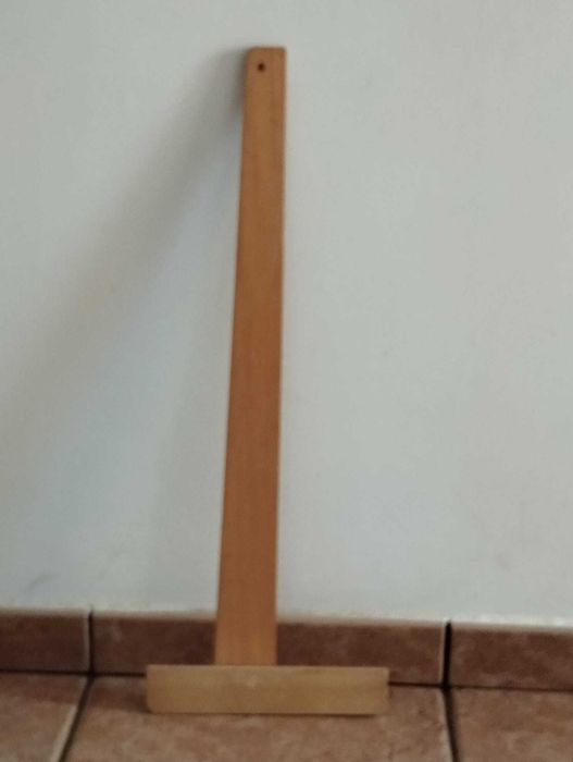 Régua T em madeira Antiga