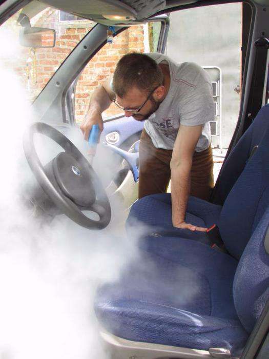 Pranie tapicerki, dywanów, wnętrz aut – Wyszków i okolice