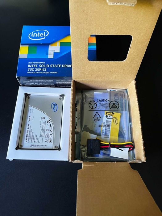 Intel 330 SSD 180Gb 2.5 Sata III64737766747650124