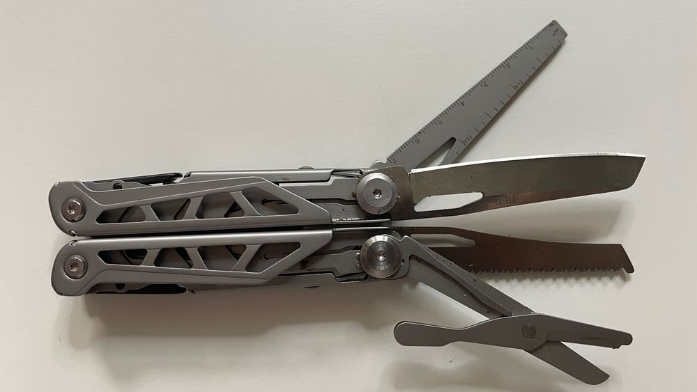 Urberg Stainless Multi Tool (8)
