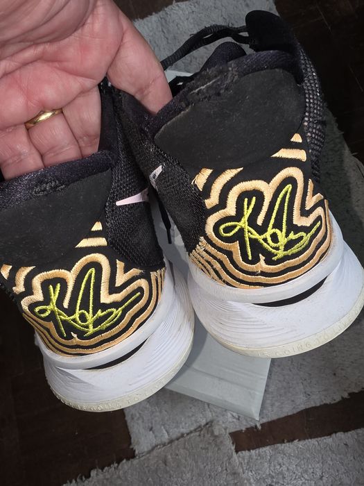 Nike Kyrie Flytrap 4
