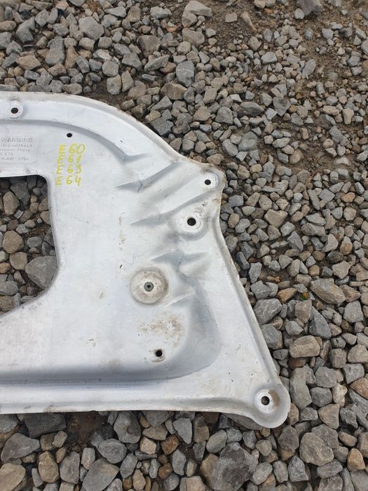 Bmw e60 e61 e63 e64 Osłona płyta pod silnik Bmw Części
