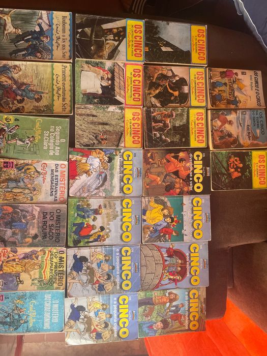 Mega Lote 23 Livros Infanto-Juvenis Enid Blyton - Os Cinco, Os Sete e Mistérios