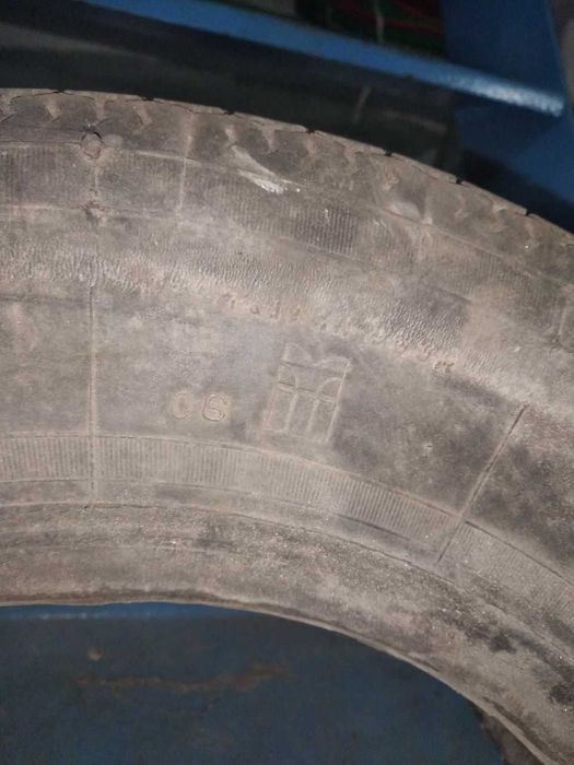 Продам резину Москвич б/у