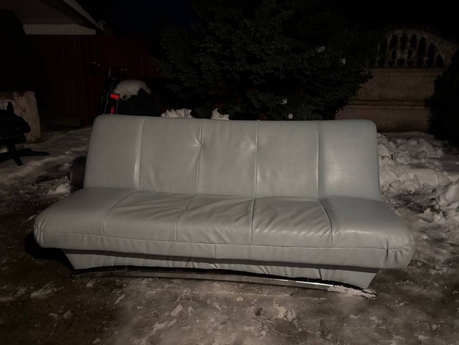 Продам шкіряний диван