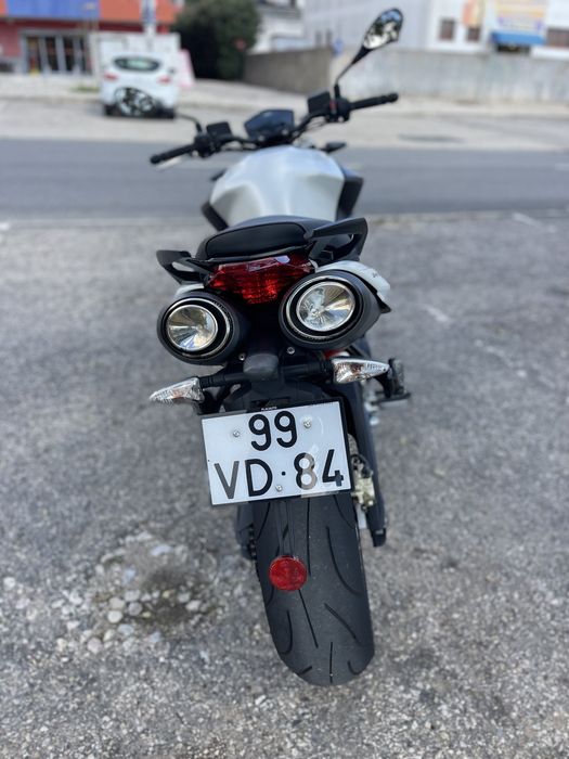Aprilia Shiver 900