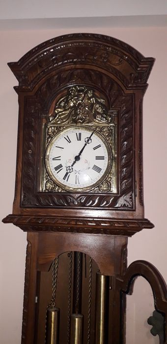 Relógio de pé Alto