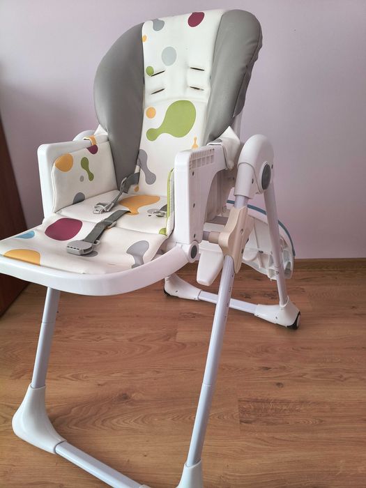 Krzesło  Kinderkraft do karmienia dziecka