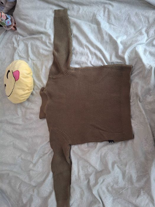 Sweterek 122,128 khaki