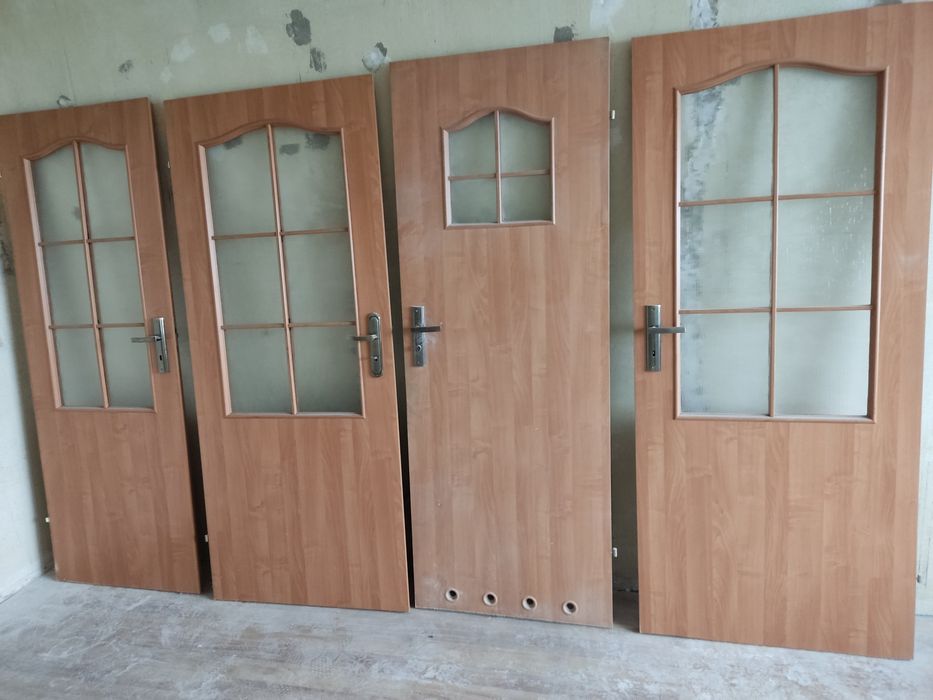 Używane drzwi bez futryn