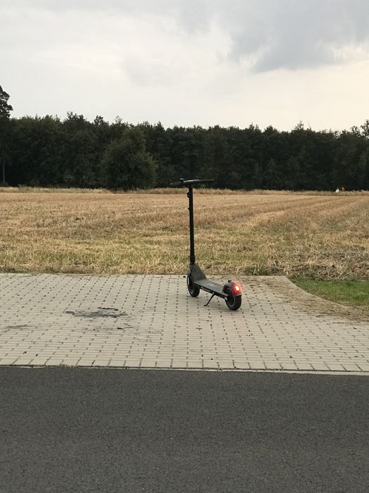 Hulajnoga elektryczna neonline