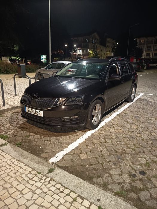 SKODA Octavia 2018 aceito retomas!