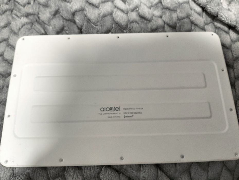 Bluetooth Keyboard458551176495124481