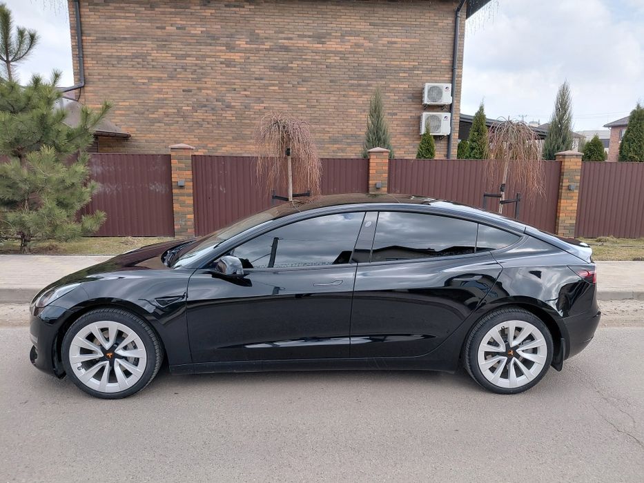 Tesla model 3 2023