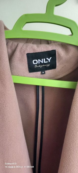 Пальто жіноче від Only