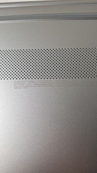 HP 15s | i7 | 16GB RAM | 1TB SSD | Com Fatura