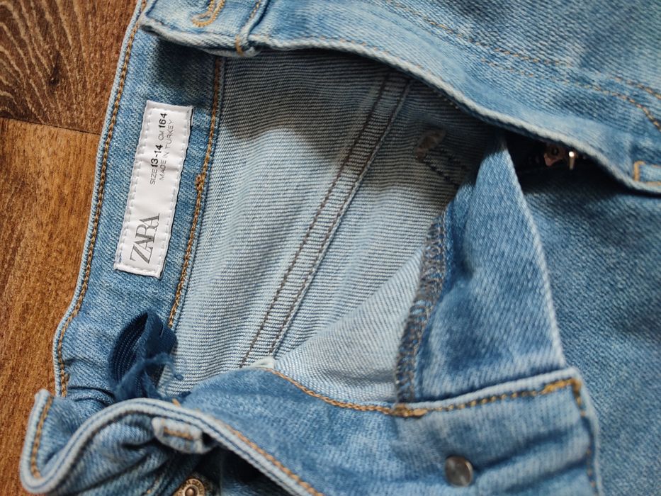 Продам фірмові джинси Zara