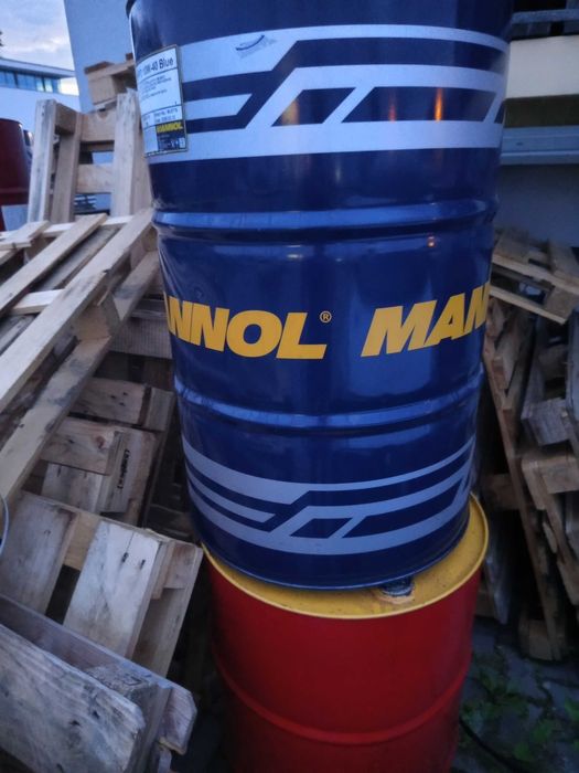 Beczki po oleju MANNOL I MOBIL