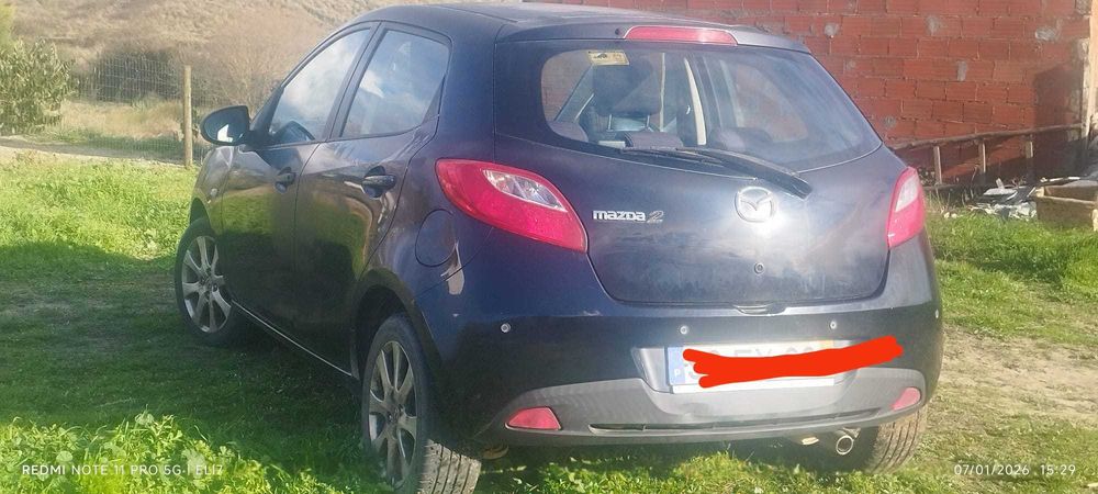 Mazda 2 - 5P - Gasolina