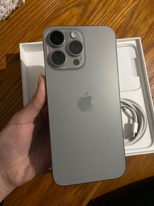 iPhone 15 Pro Max 256GB Titanium